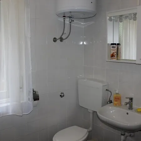 Lejlighed Mis Floura