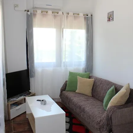 Mis Floura Риека